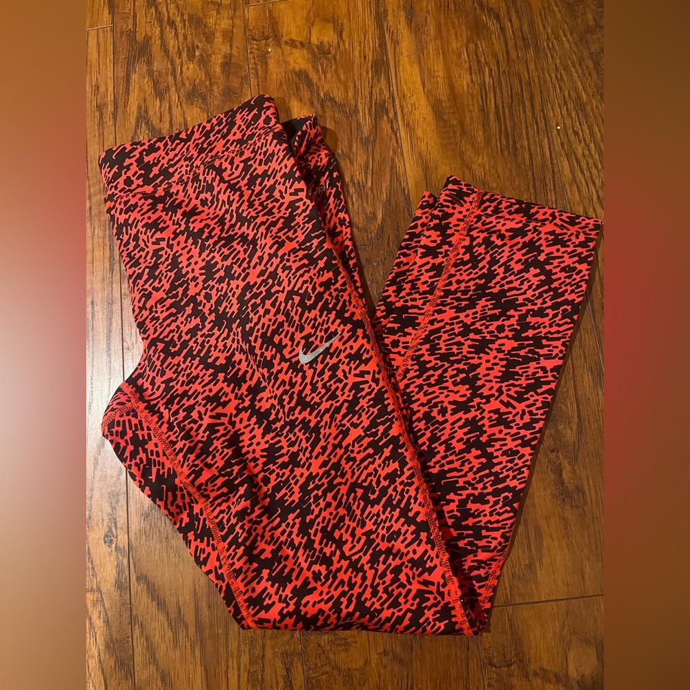 Nike leggings size small